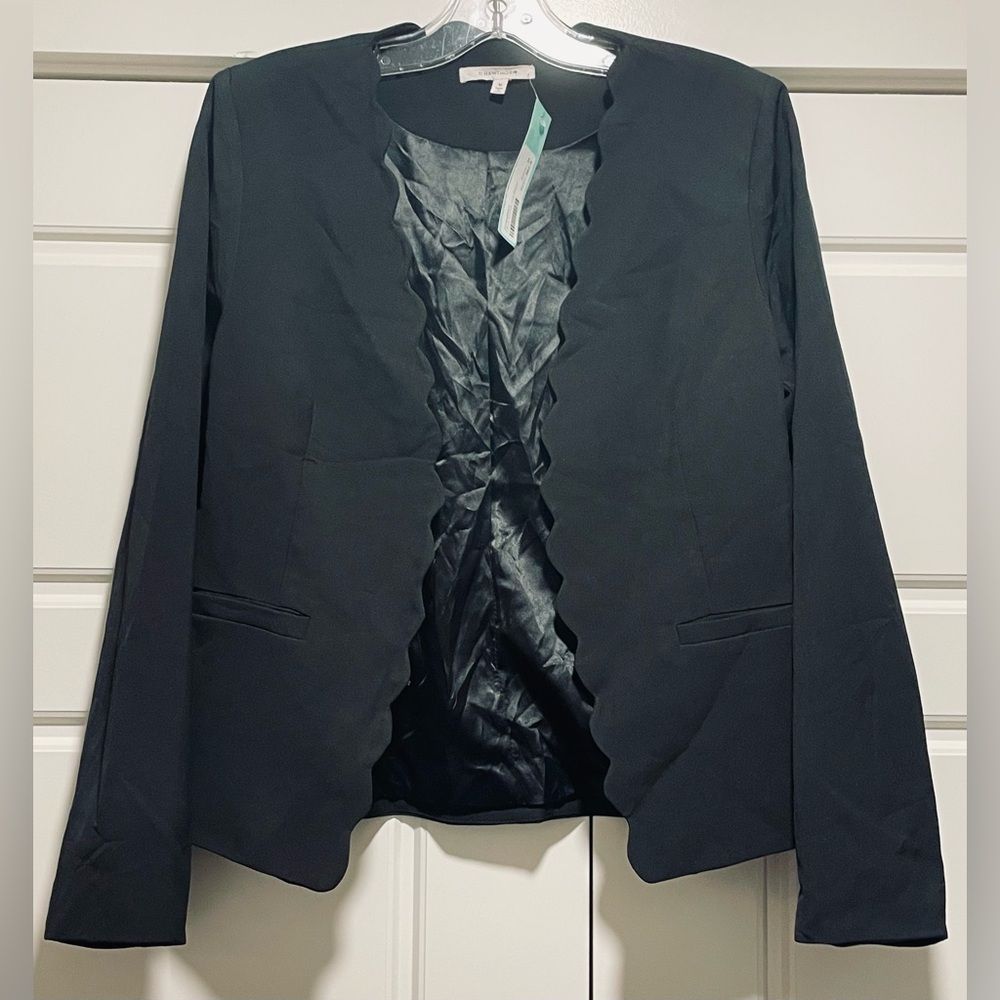 NWT 41 Hawthorn Black Scalloped Blazer
